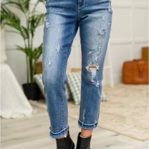Boutique Judy Blue Distressed Ankle Jeans